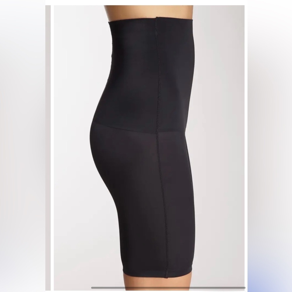 Ultra Smooth Thigh Shaper by Skinnygirl